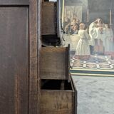 Oak commode from the 18th century.