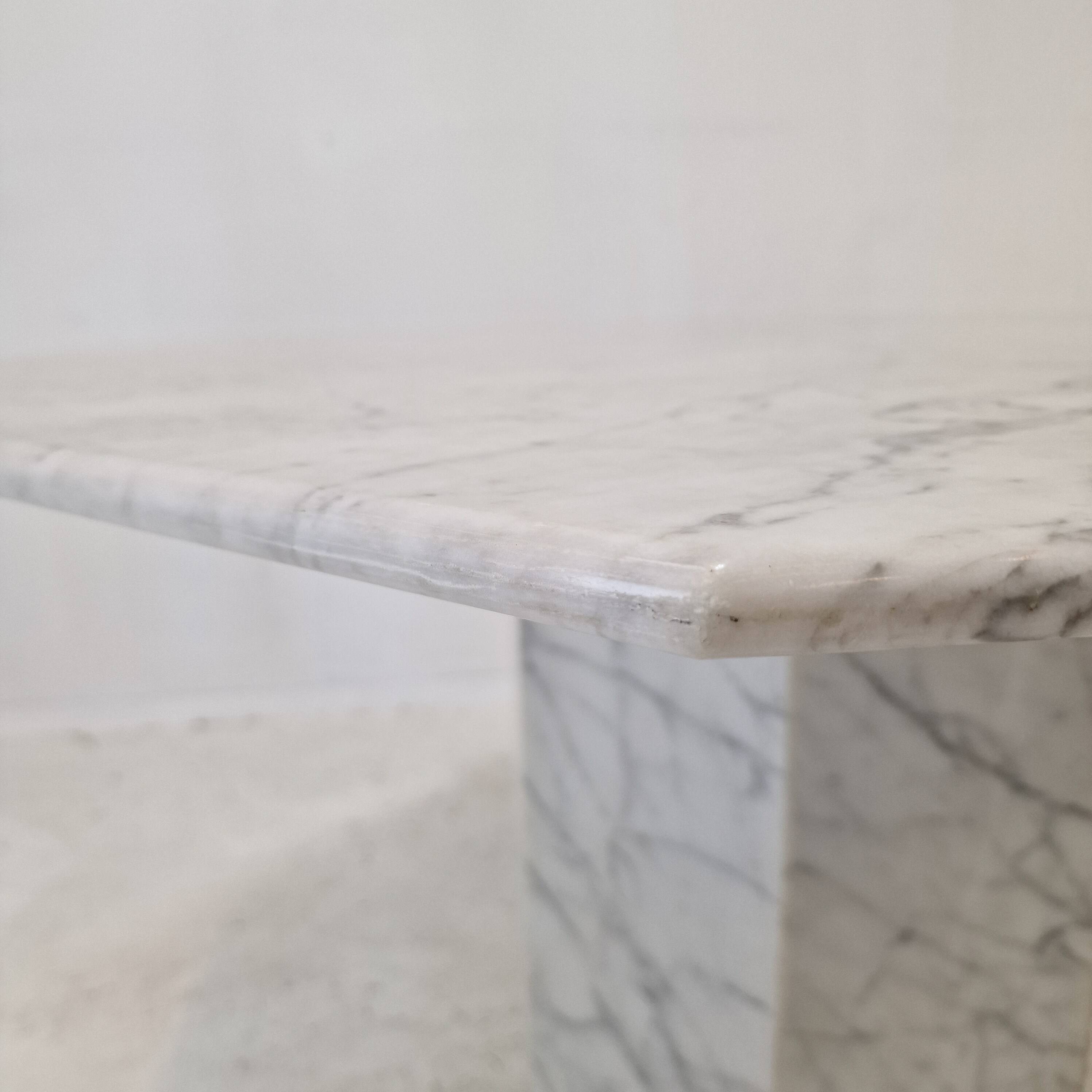 Table de jardin ou de salle à manger octogonale en marbre de carrare, italie, 1960s