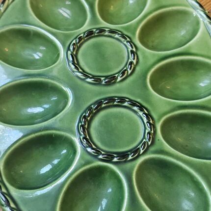 Vintage green relief majolica egg dish - 1960s