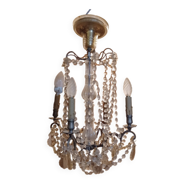 Chandelier with panpillars