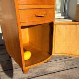 Vintage rattan hairdresser