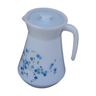 Arcopal pitcher with Veronica model myosotis lid