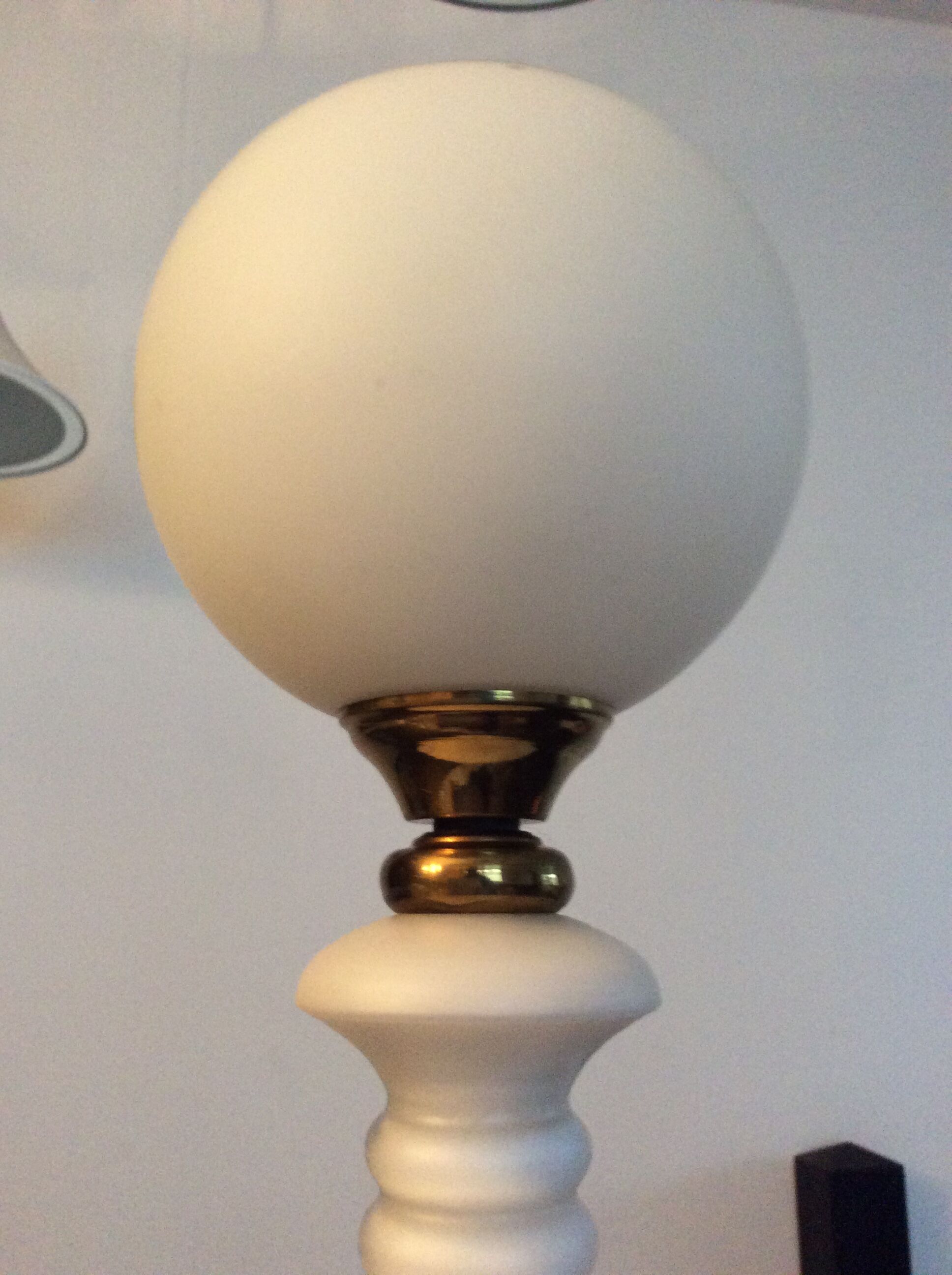 Vintage opaline and brass lamp 60/70