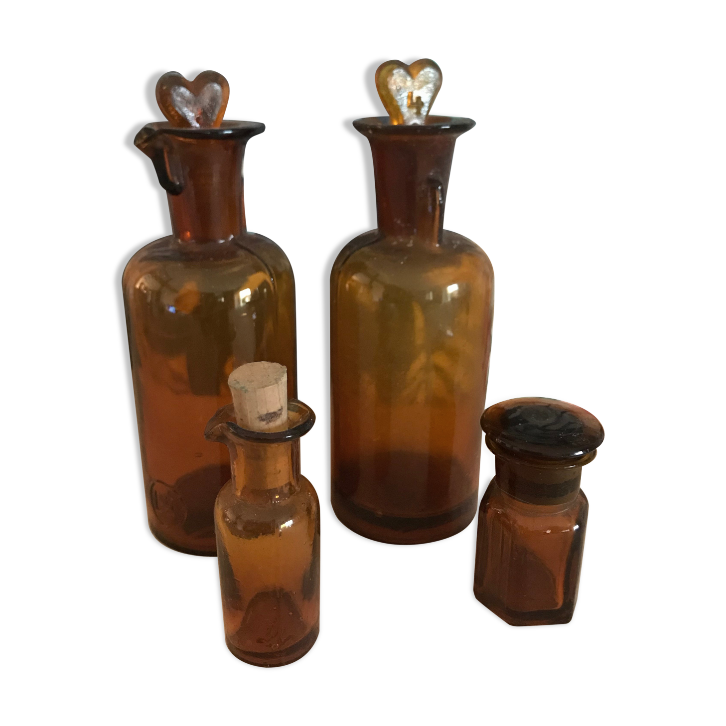 Set of apothecary vials