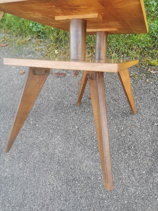 Table vintage pieds compas