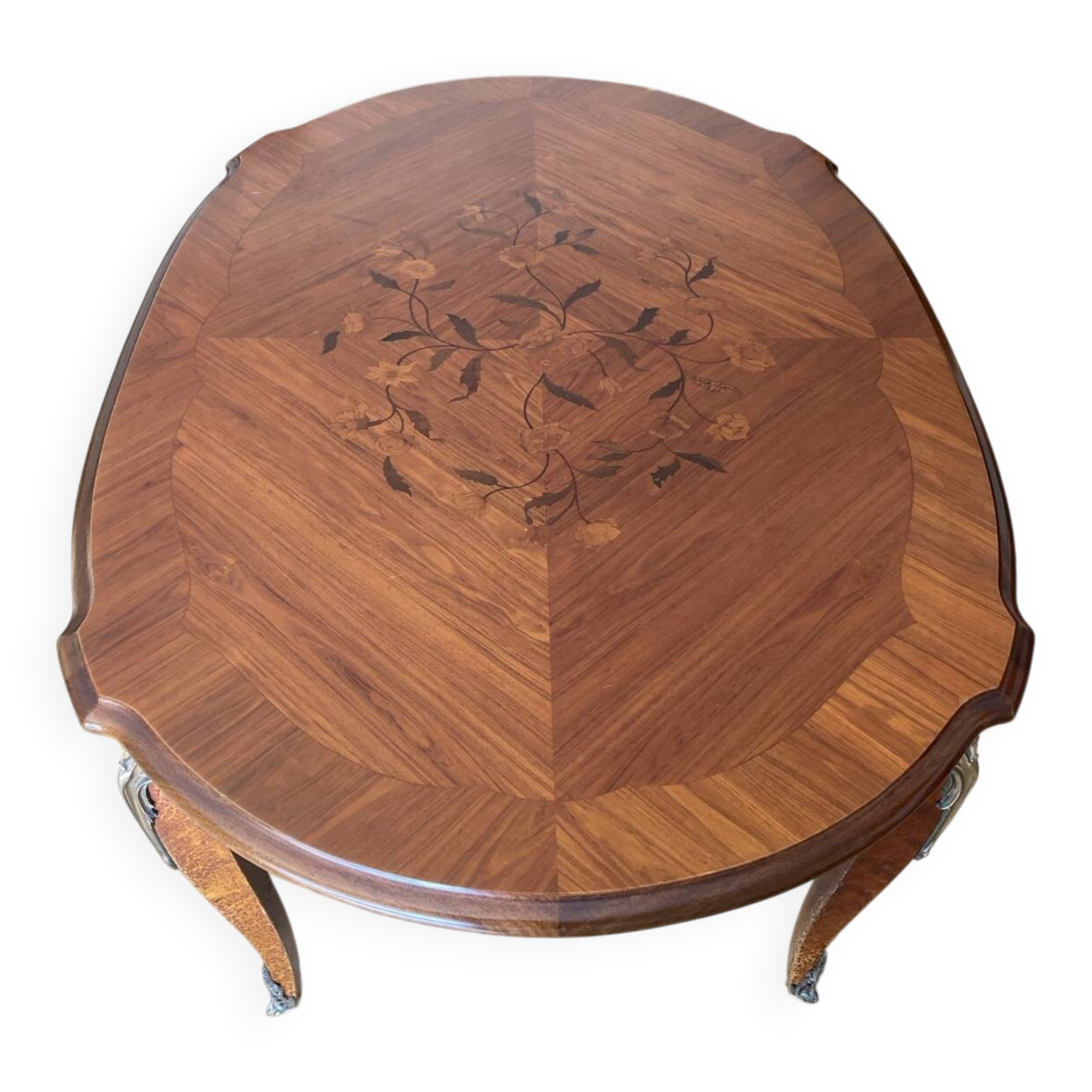 Table de salle à manger de style Louis XV