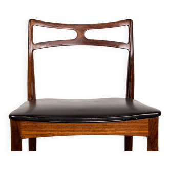 Series of 4 Danish chairs in Rosewood and Leather model 94 by Johannes Andersen 1960.