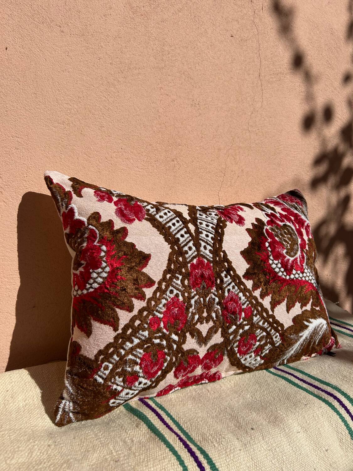 Velvet cushion 40x60cm