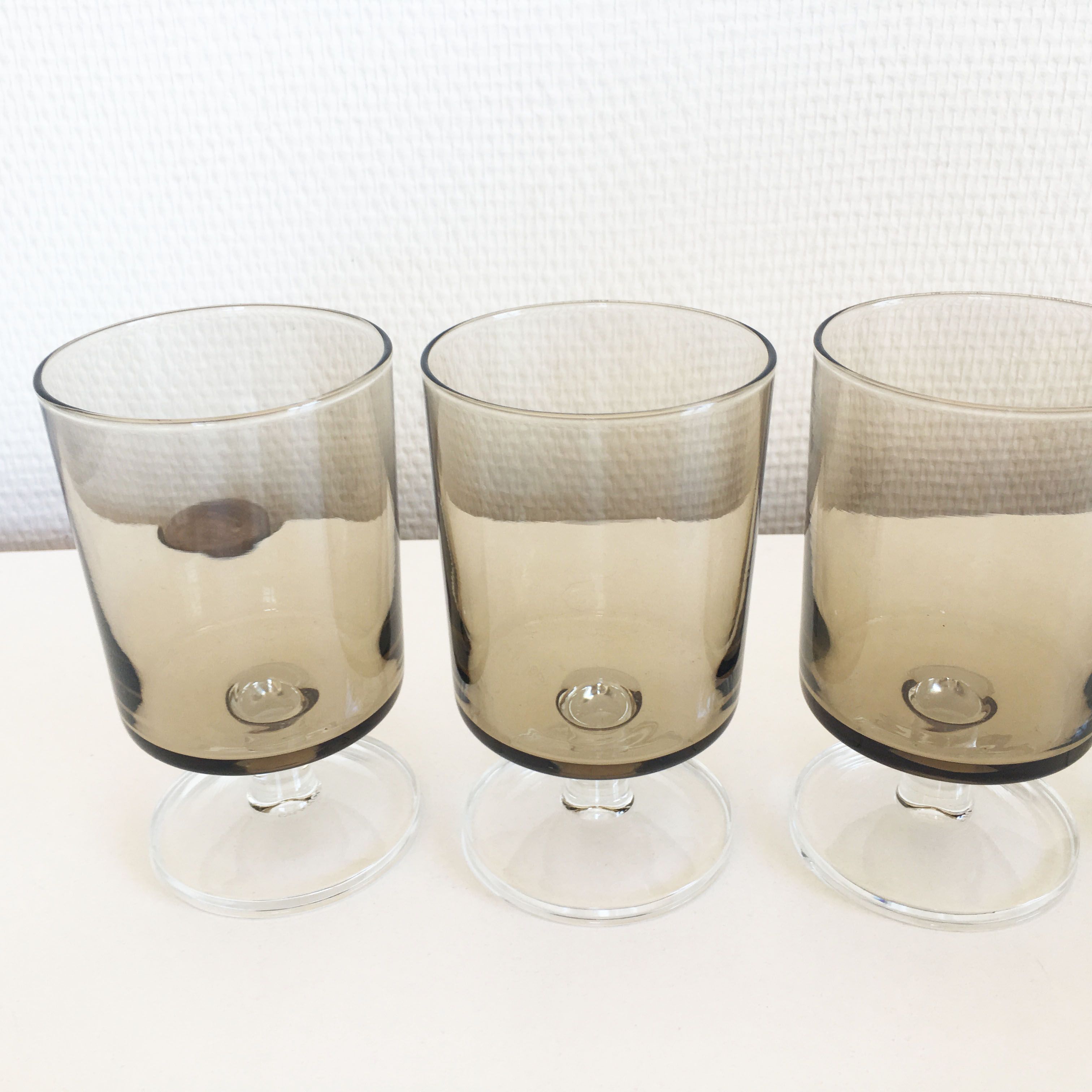 Lot of 10 1970 Luminarc black smoky glass walking glasses