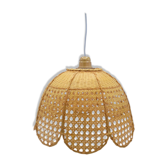 Vintage wicker suspension