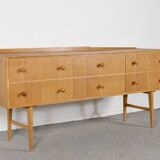 Midcentury Meredew Sideboard / Chest Of Drawers In Oak. Vintage Modern / Re
