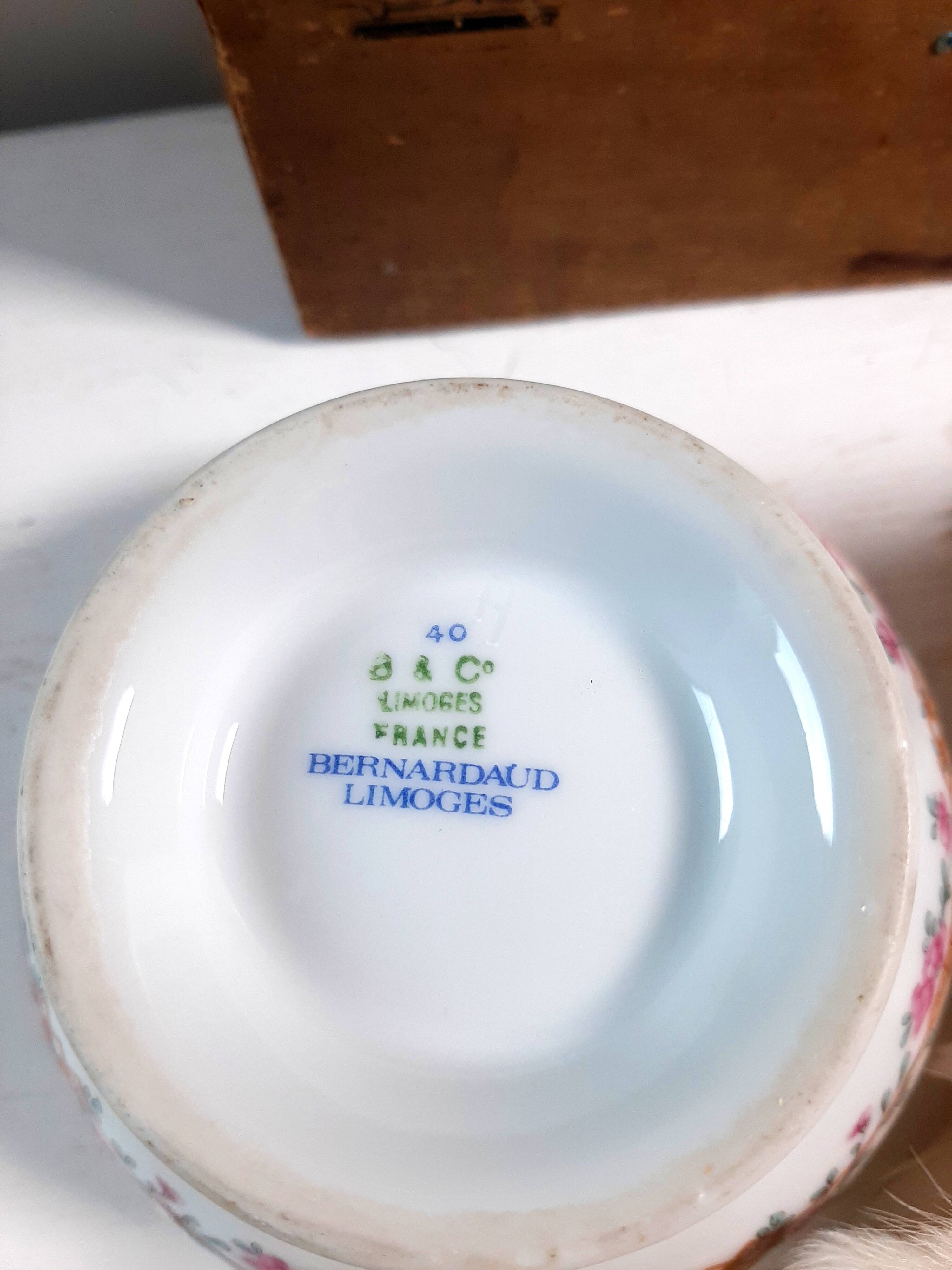 Sucrier en porcelaine de Limoges manufacture Bernardaud
