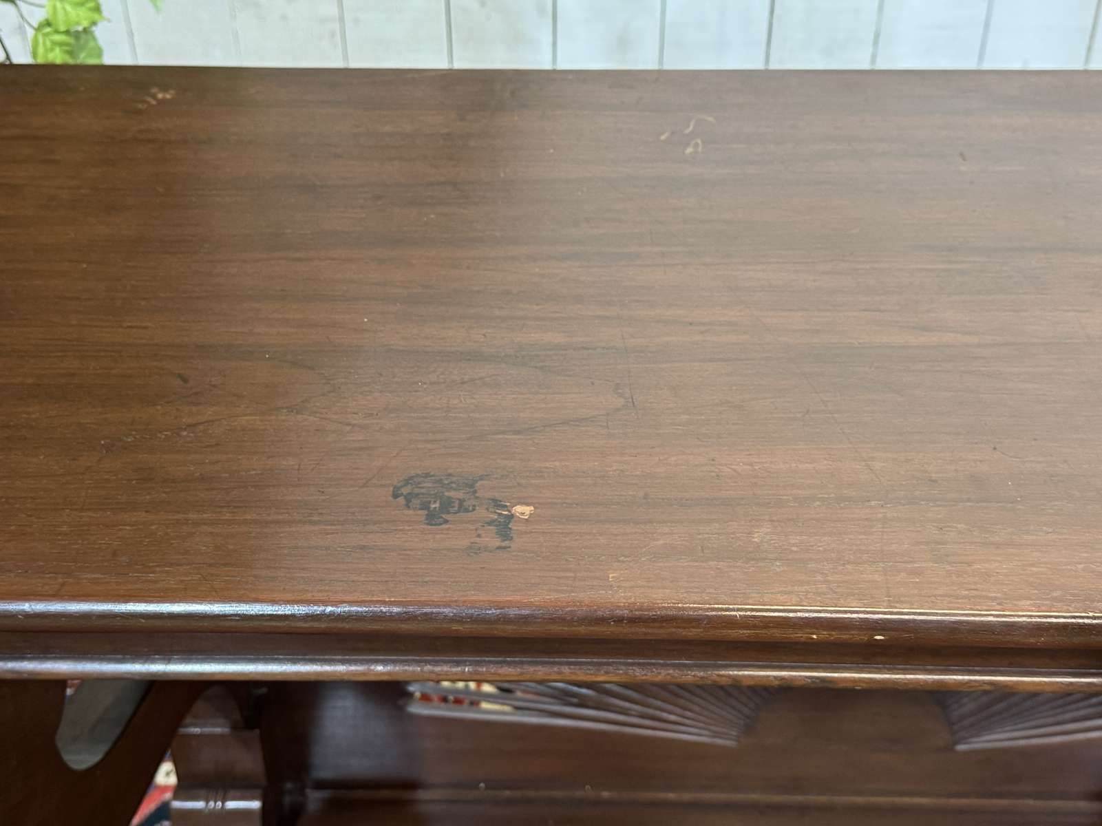 Louis Philippe console in teak from the 1950s - Indonesian craftsmanship.
