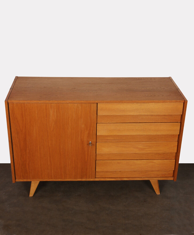 Storage by Jiri Jiroutek for Interier Praha model U-458, 1960