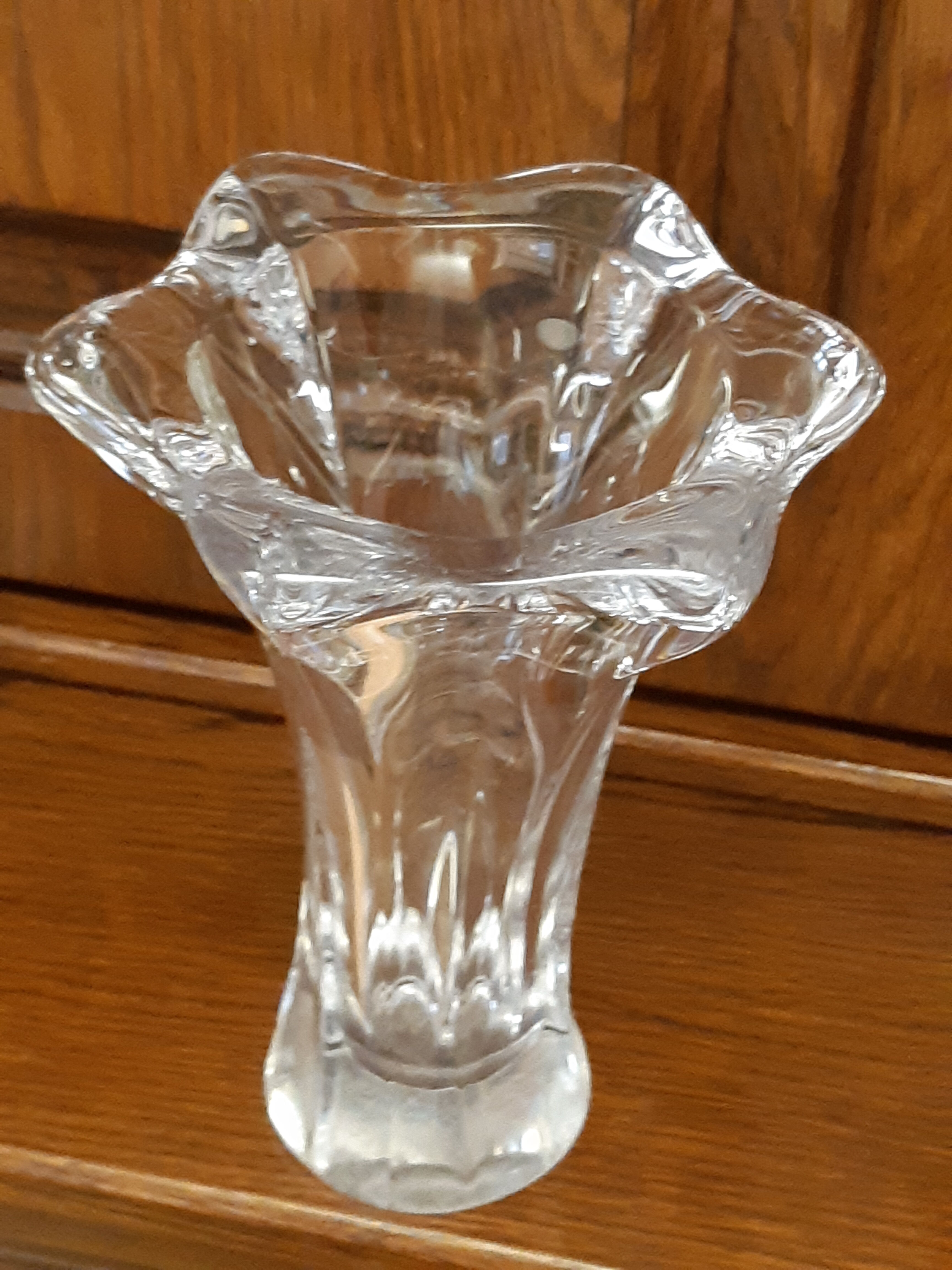 Vintage crystal vase from the 1960s-1970s