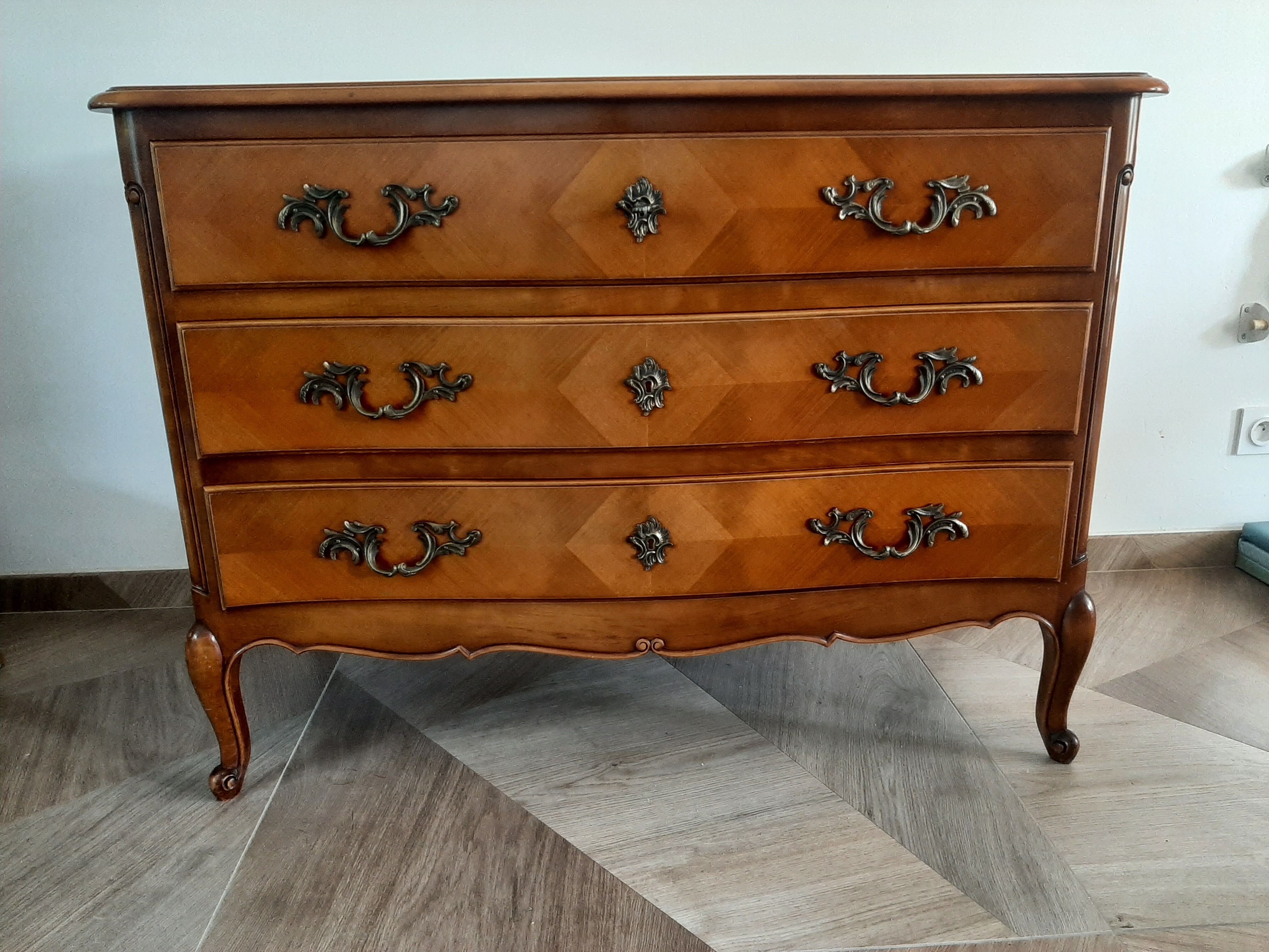 Commode 3 tiroirs style XVI avec 1 serrure