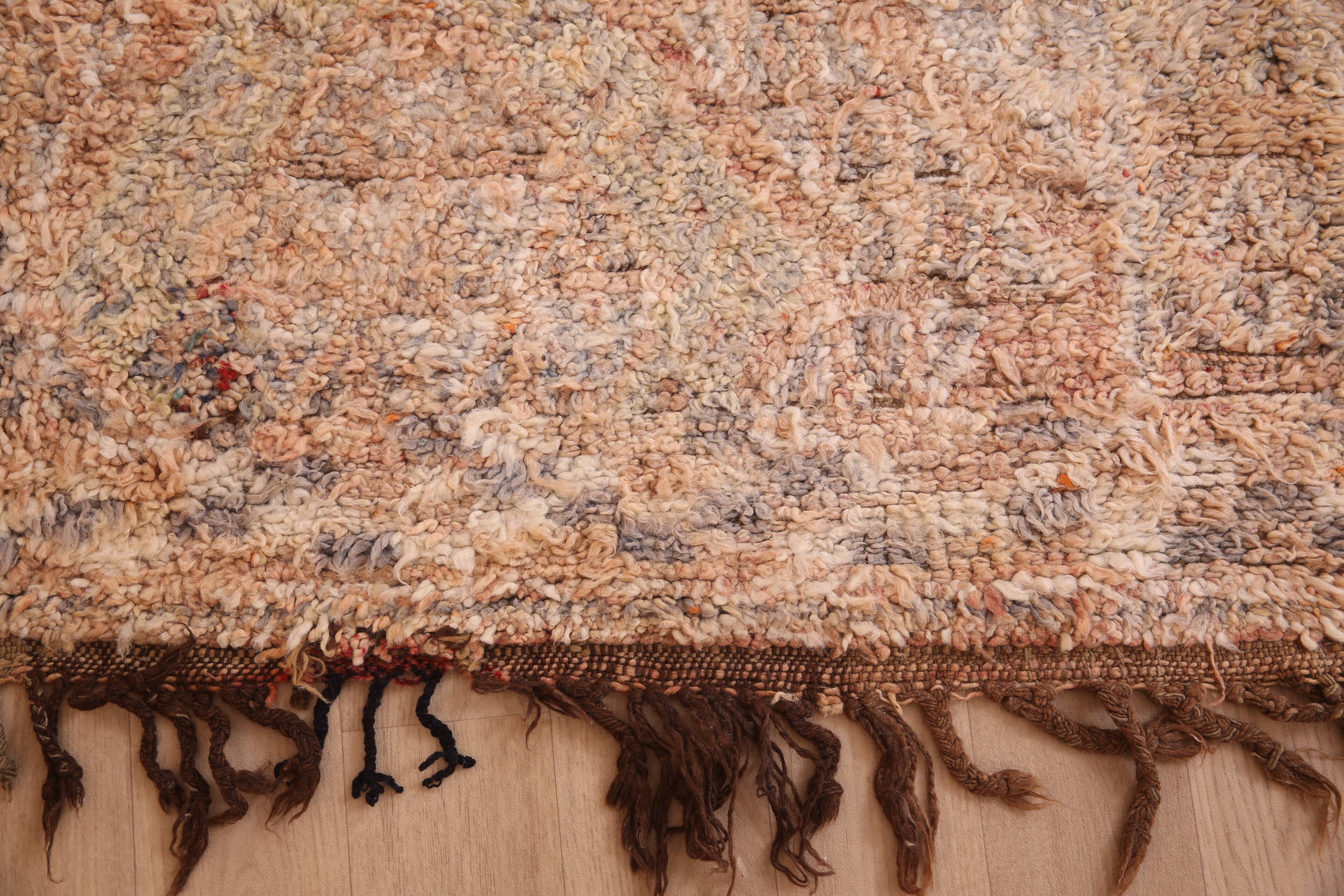 Peach Vintage Moroccan Wool Rug 188 x 317 cm , Berber Rug Handmade, Unique