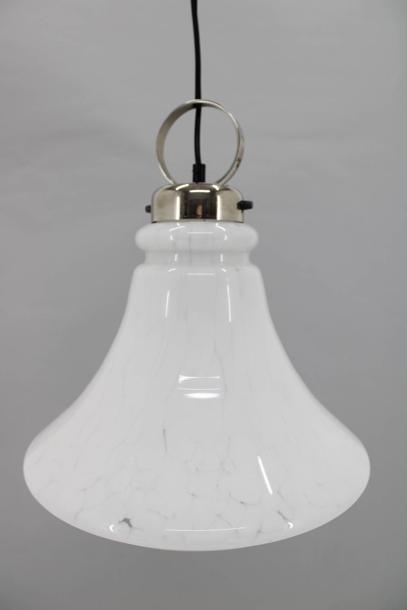 Suspension italienne en verre, années 1970
