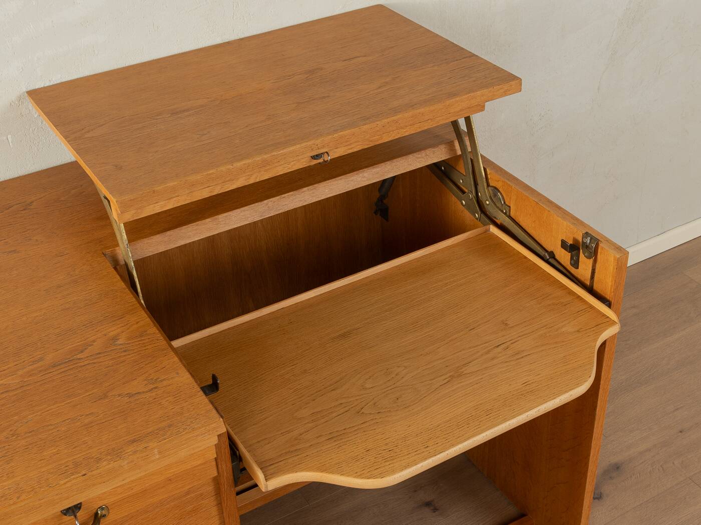 Rare freestanding desk from the 1950s