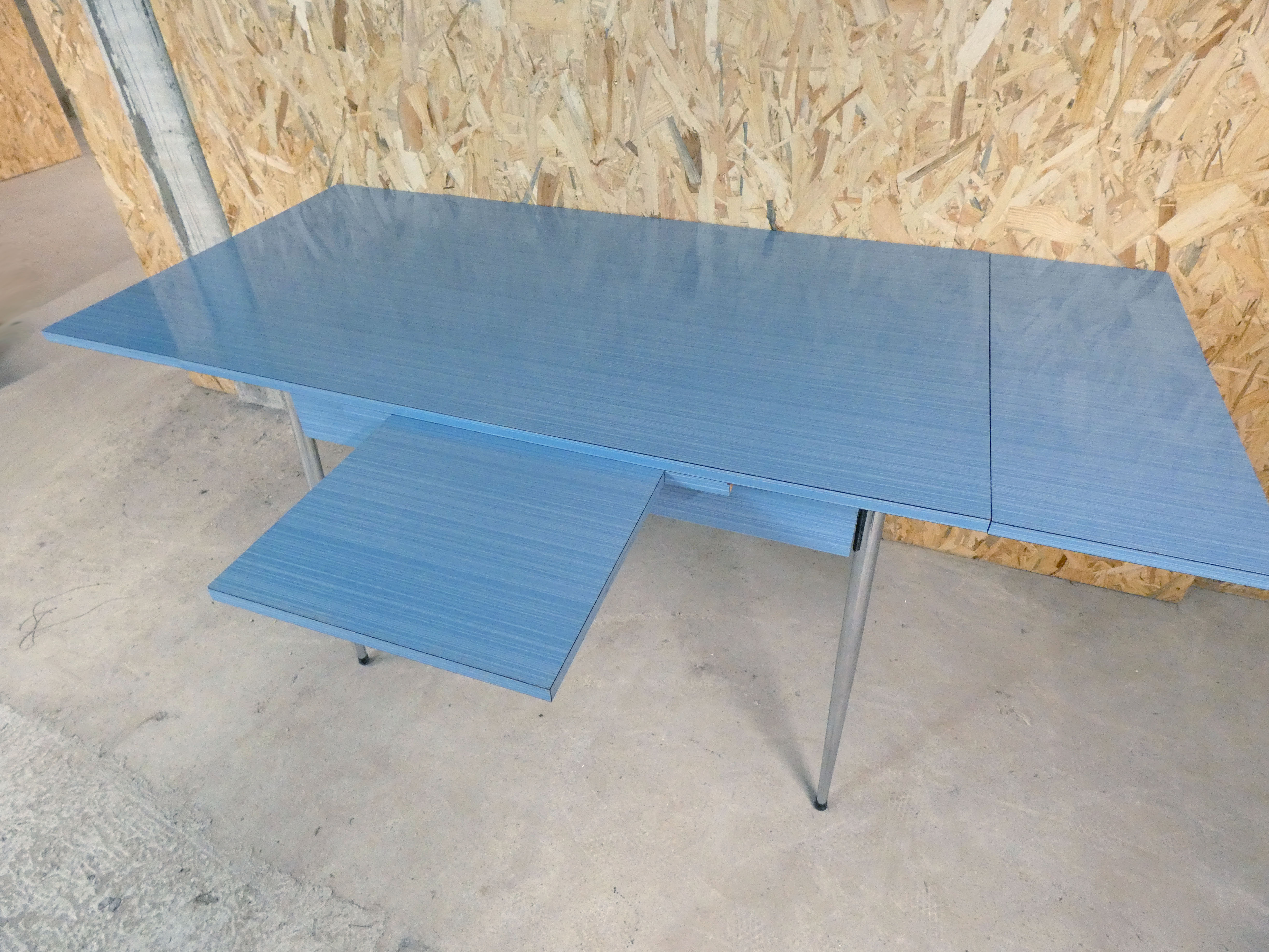 Formica table