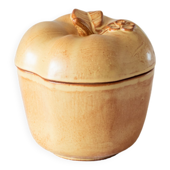 Artisanal box in raw stoneware in the shape of an apple