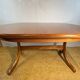 Table à manger extensible en teck oval Sutcliffe de Todmorden des années 1960
