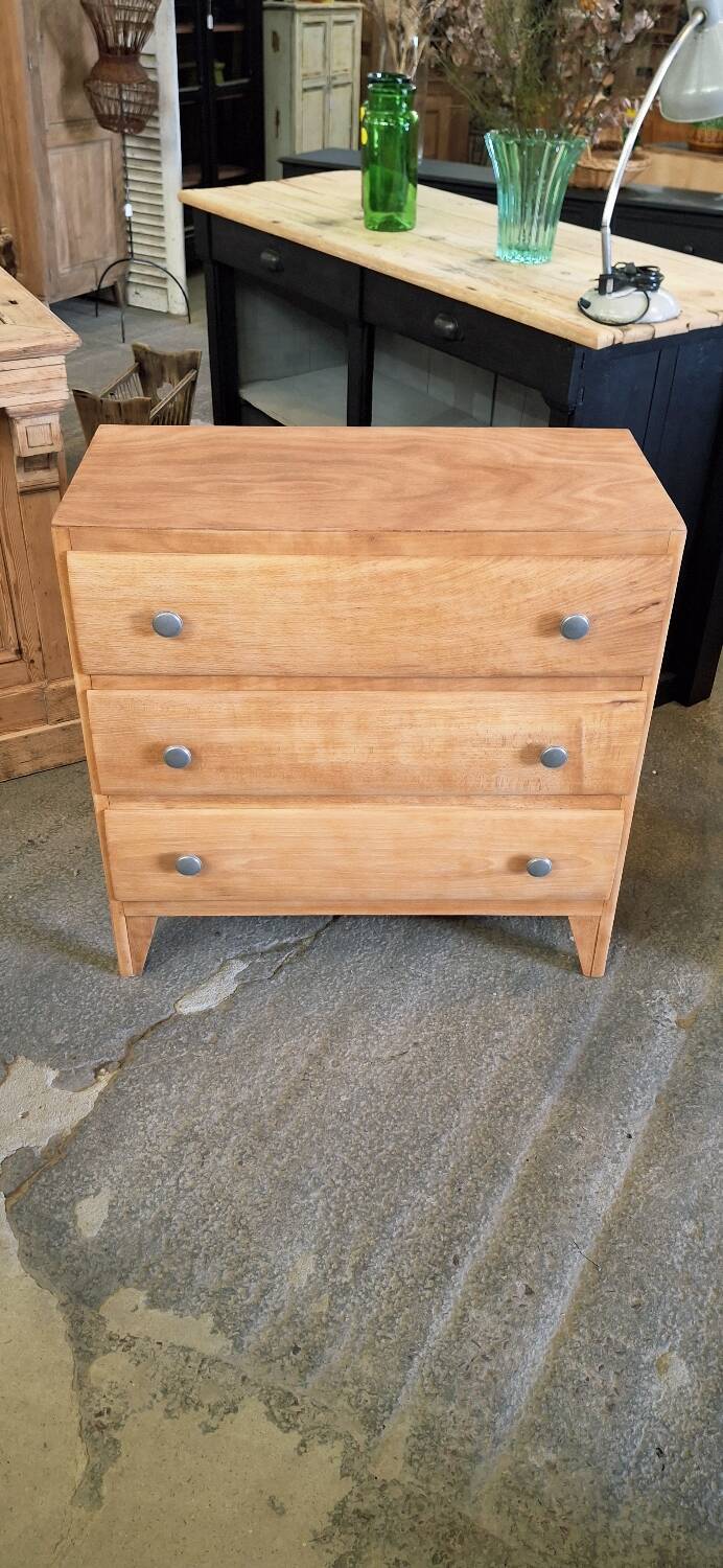Vintage chest of drawers