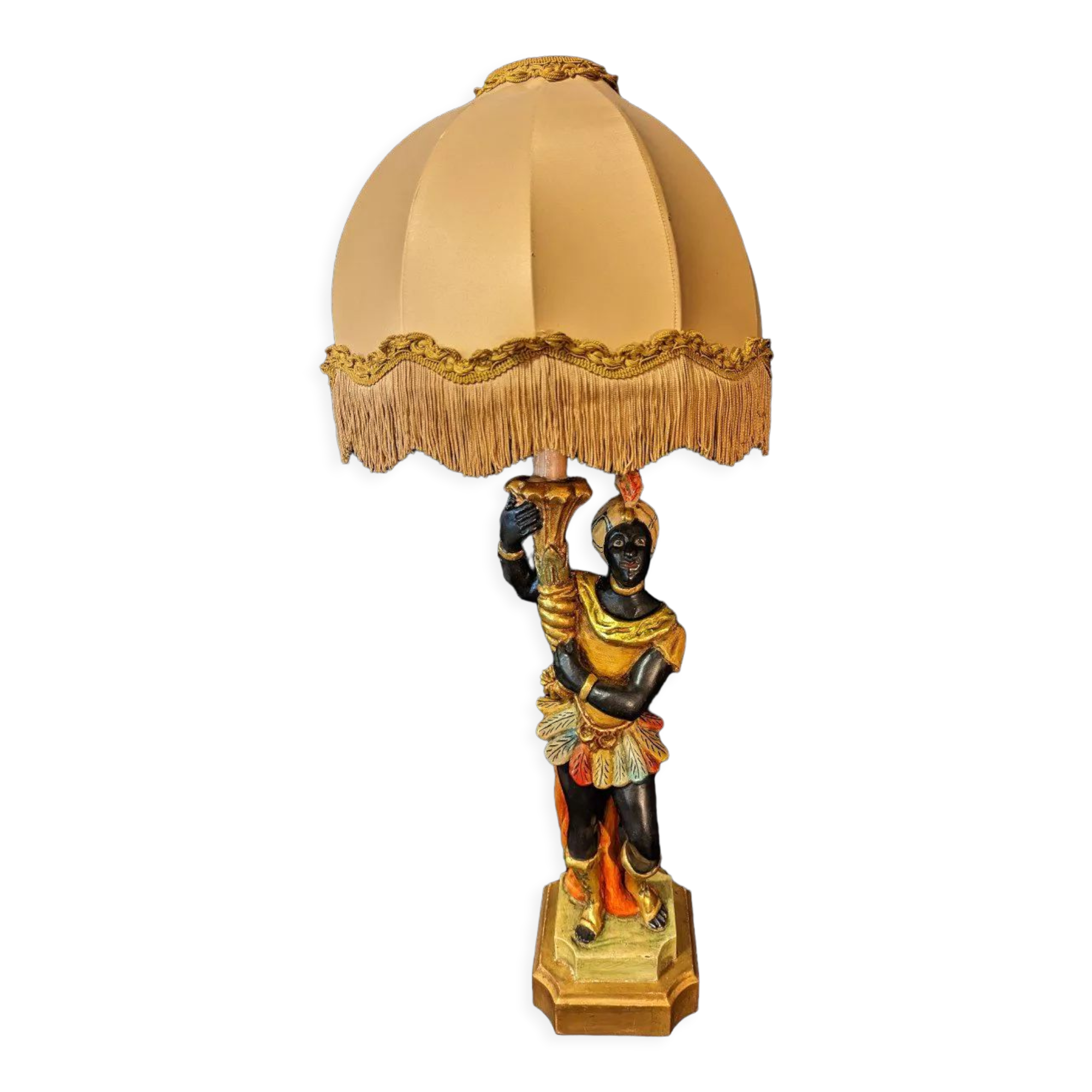 Wooden venetian nubian table lamp