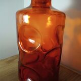 Red carafe with molded glass with hollow bubbles