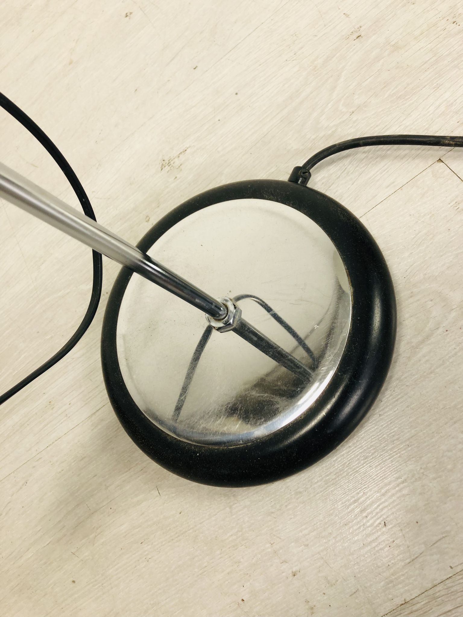 Grande lampe chromée