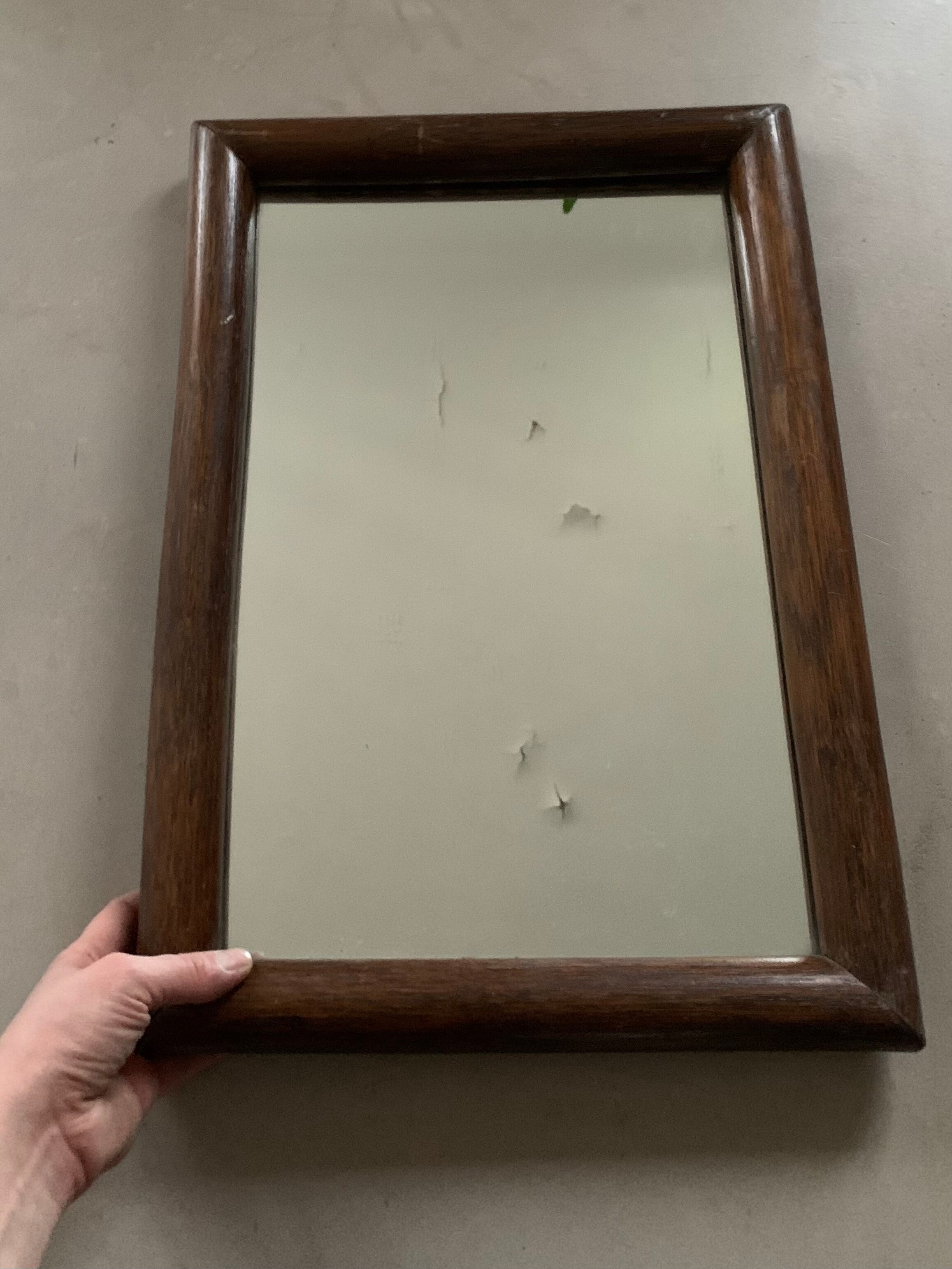 Miroir en bois ancien, 49x34 cm