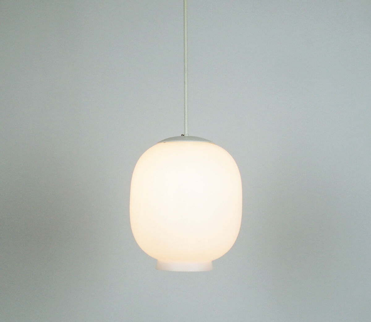Vintage hanging lamp milk glass, 1950's