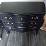 Commode galbée style Louis XV