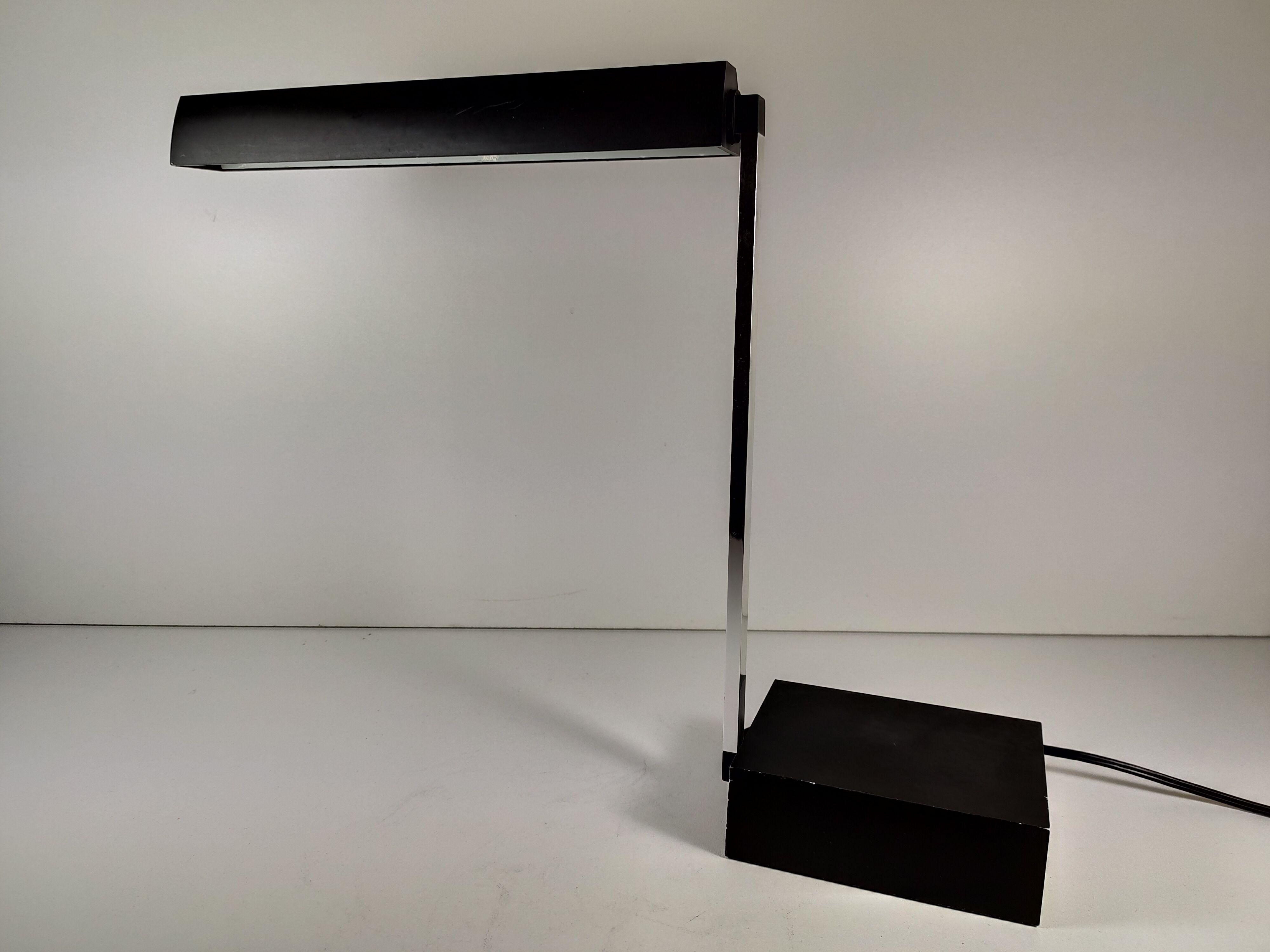 Desk lamp model Baton by Michael Lax for Lightolier