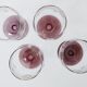 Ensemble de 4 verres gravés au pied prune