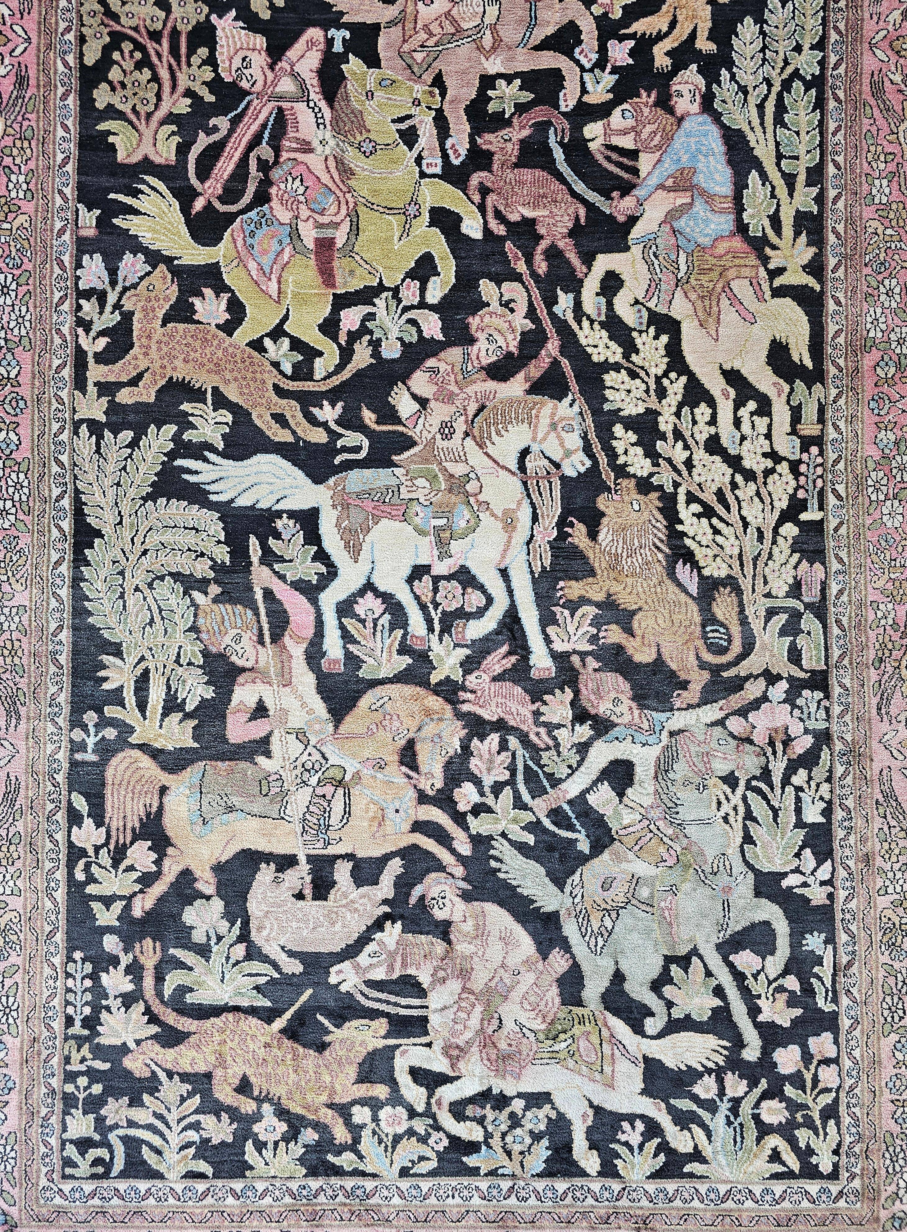 Tapis en soie Qom (soie sur coton) scène de chasse Cachemire 1950s