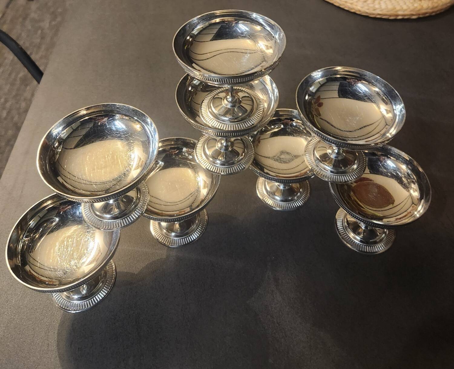 8 stainless steel ice cream cups