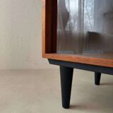 Buffet Musterring en teck des années 1960.