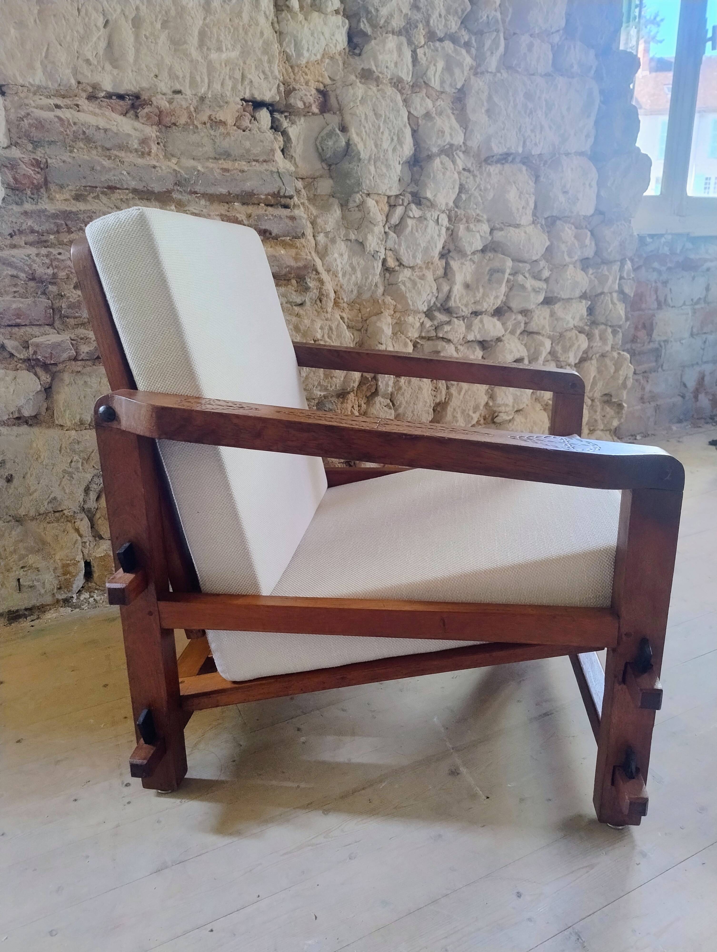 Large armchair from the 1930s