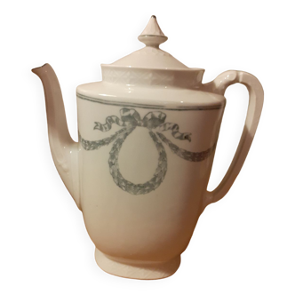 French porcelain teapot AH&CO