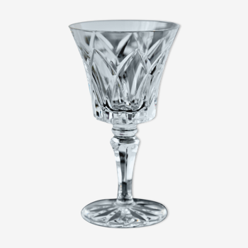 Crystal wine glass of St Louis camargue model