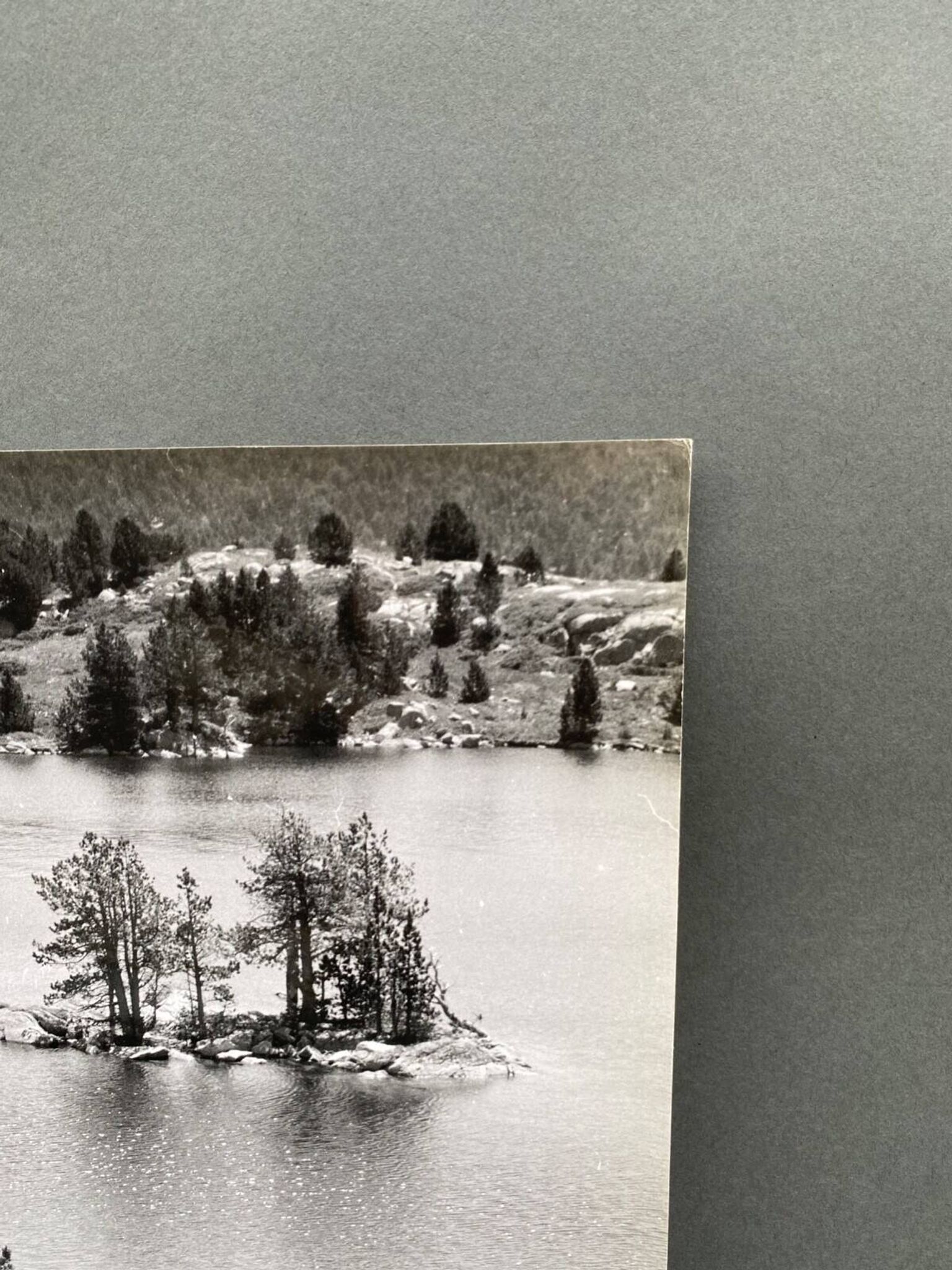 Photographie argentique Bernard Darot Au Bord du Lac XXe