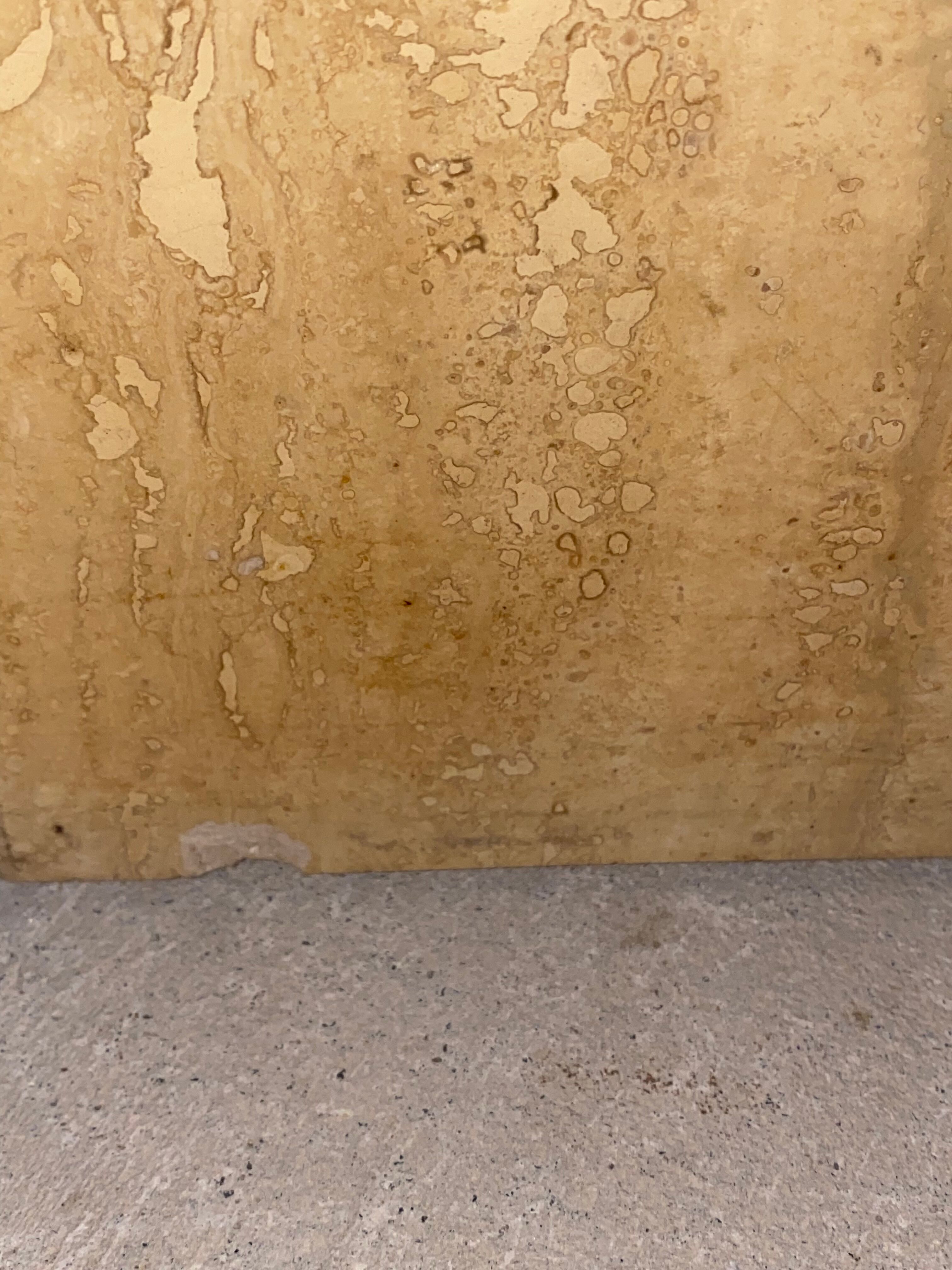 Vintage coffee table from the 80s in travertine and onyx made in italy