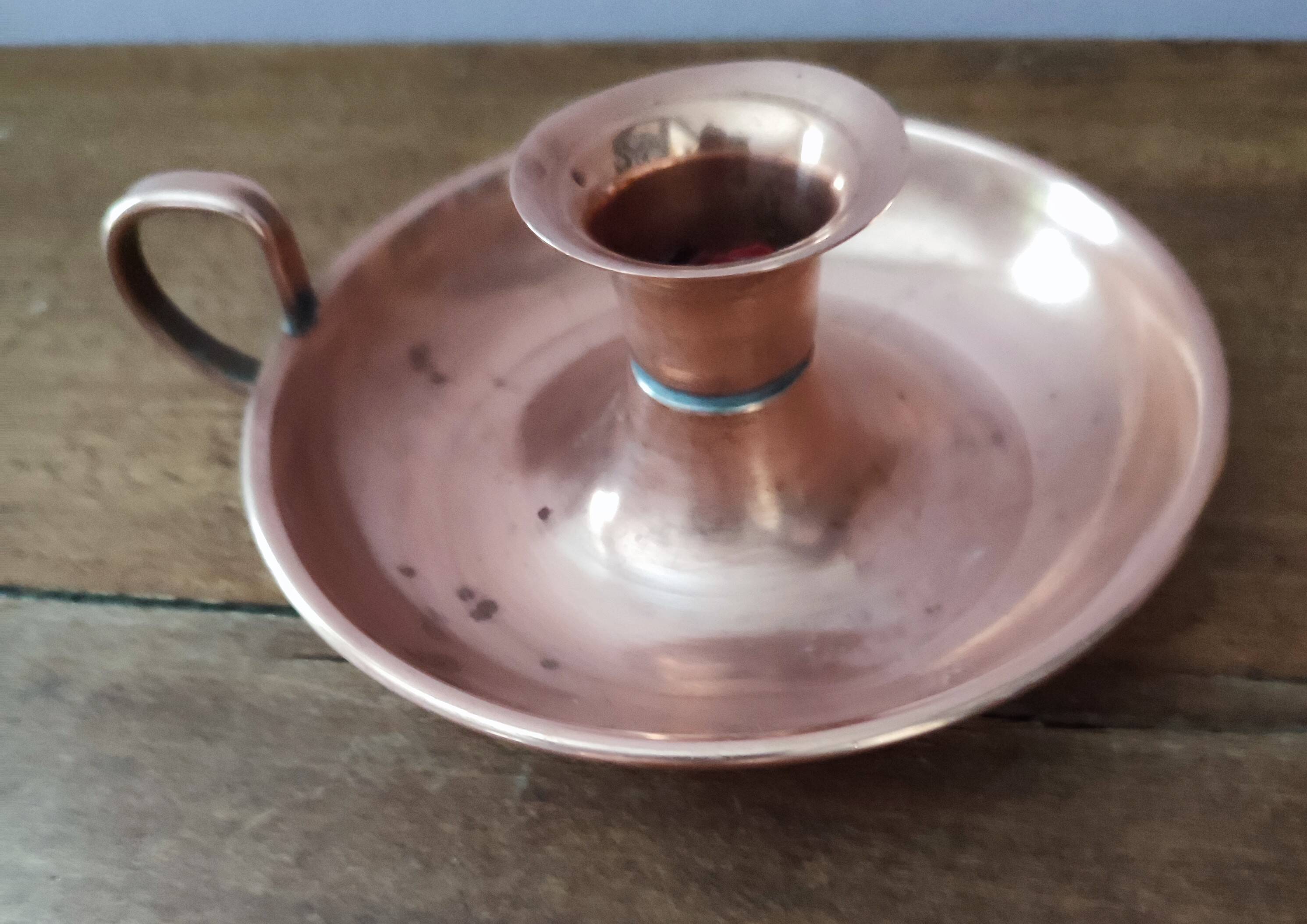 Cellar rat candle holder