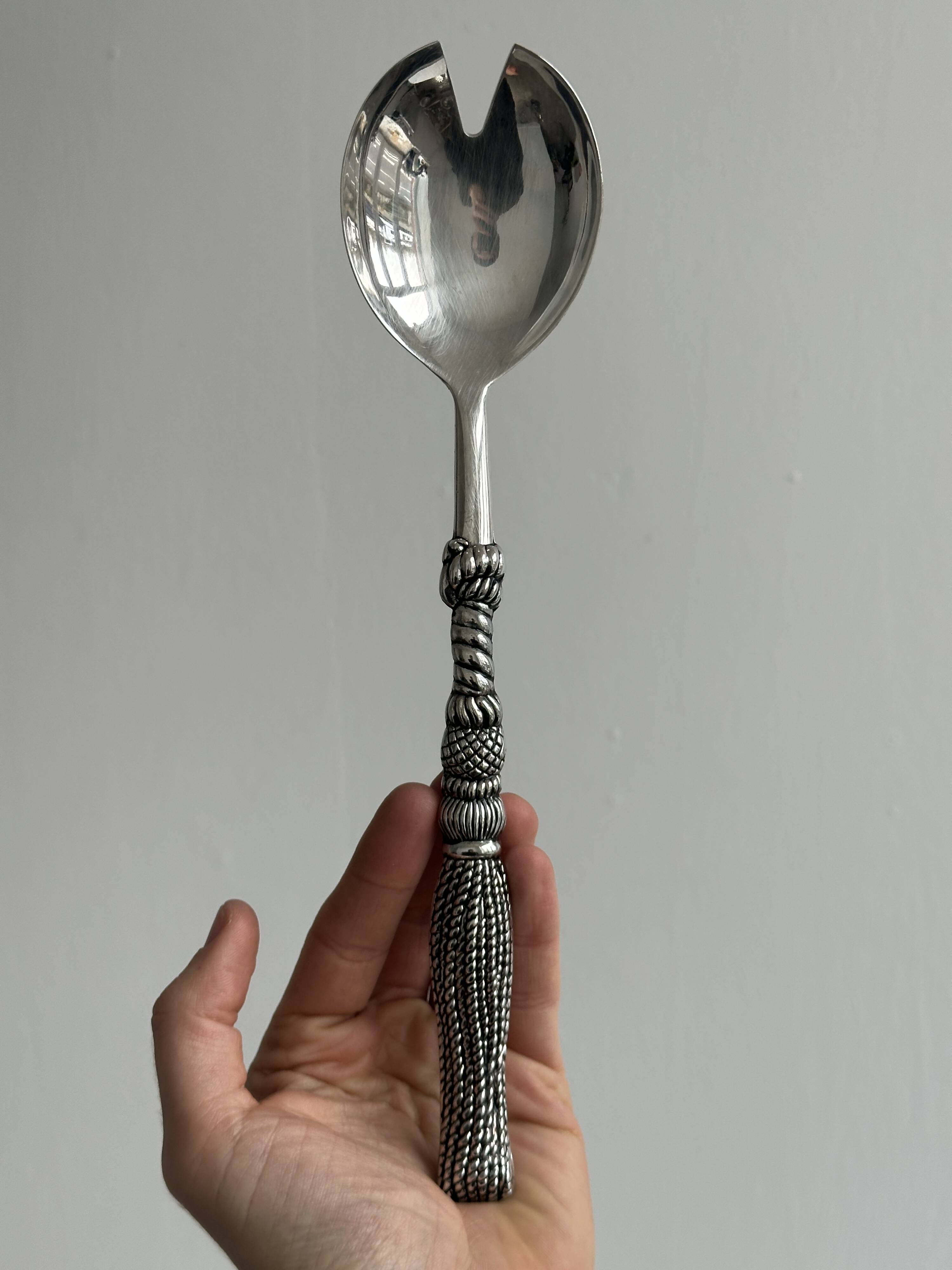 Metal serving utensils