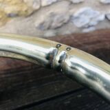 Vintage faux bamboo pedestal table in brass with 2 glass shelves