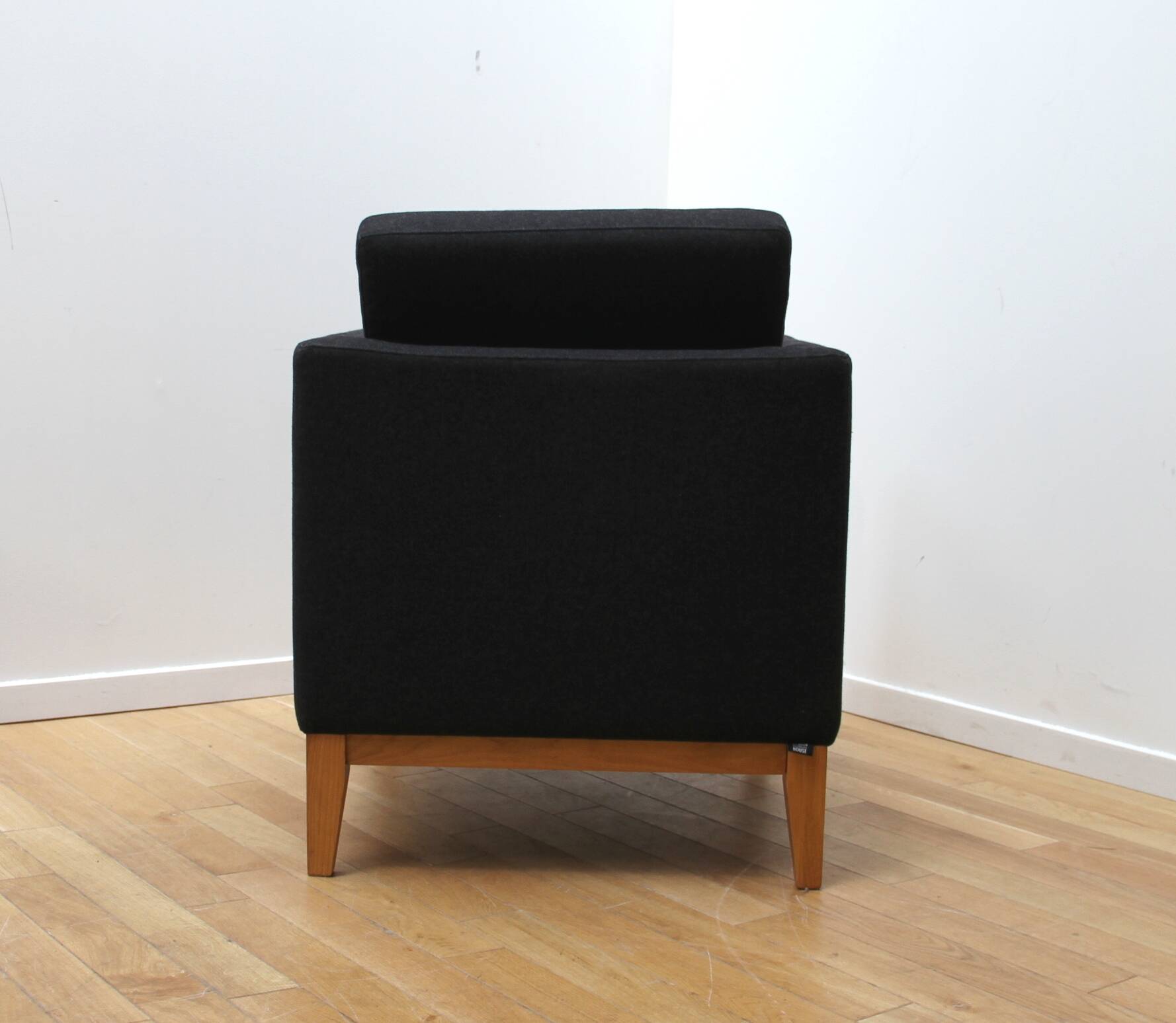 Day armchair, Design House