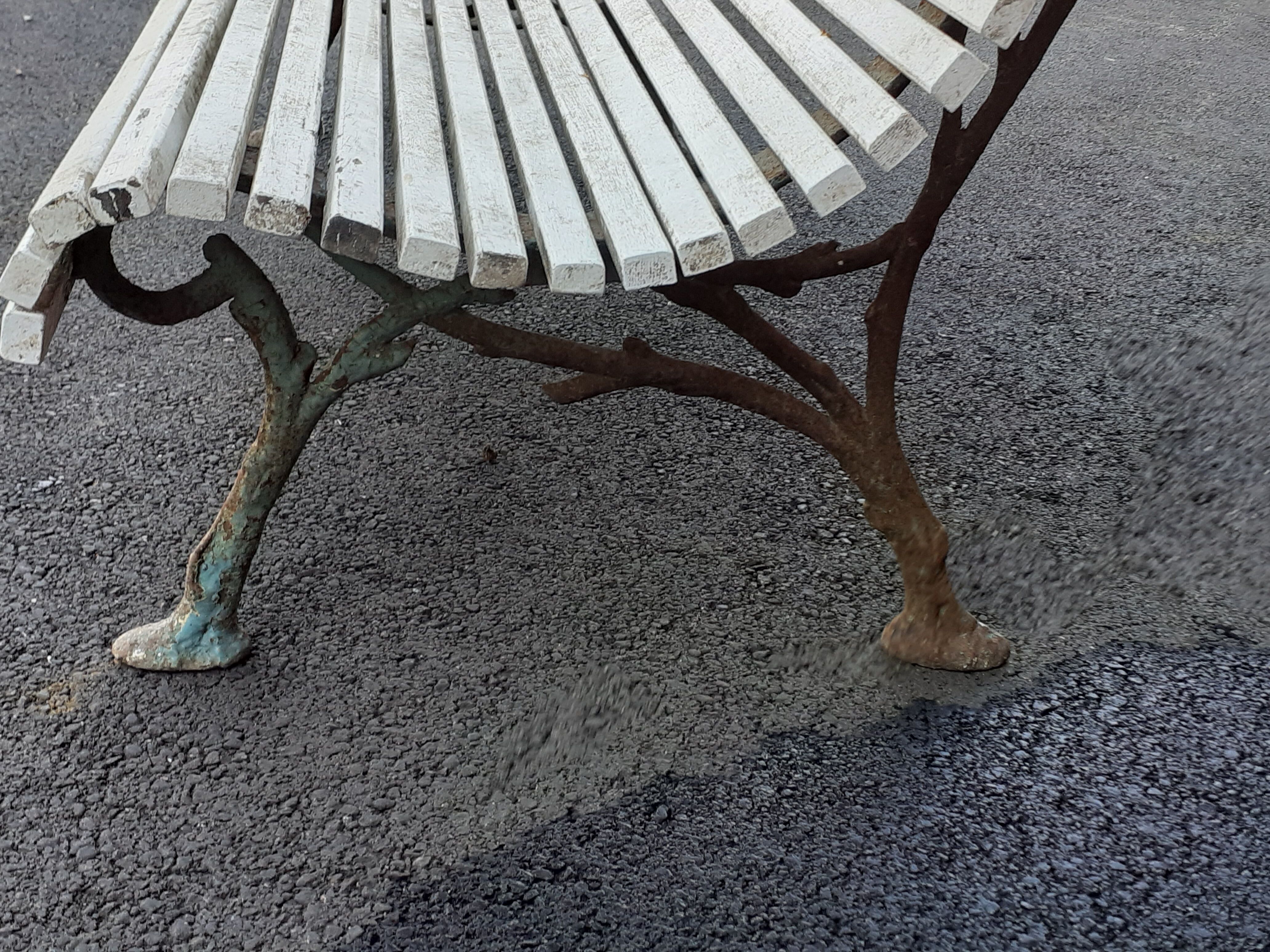 Banc de jardin avec pieds en  fonte