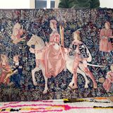 Tapestry the noble amazon, pink vintage headboard