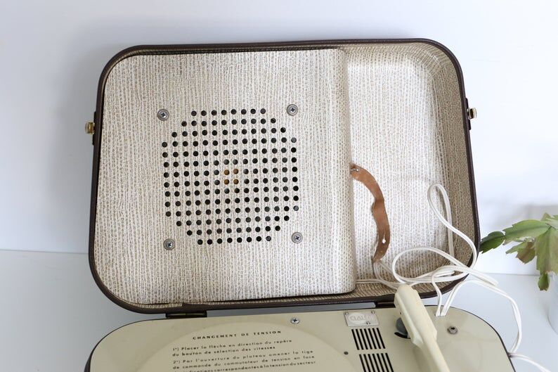 Turntable vintage Claude Paz and Visseaux